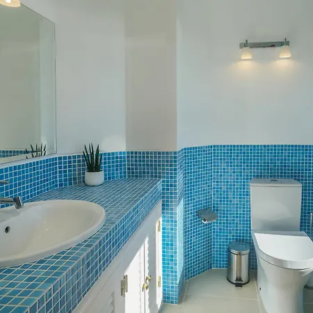 Casa Palmeiras, Luxury Luz