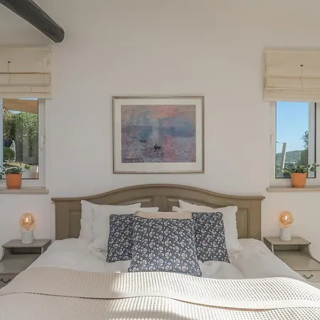 Casa Palmeiras, Luxury Villa Luz