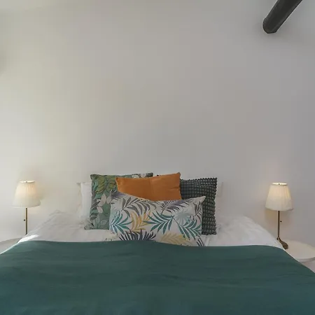 Casa Palmeiras, Luxury