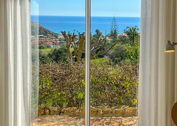 Casa Palmeiras, Luxury Luz