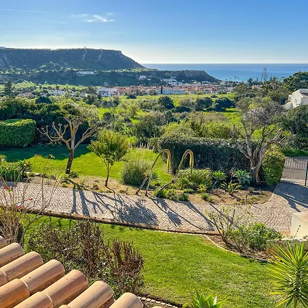 Casa Palmeiras, Luxury Villa Luz