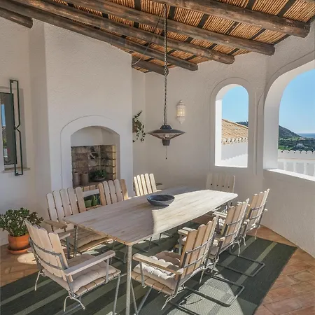 Casa Palmeiras, Luxury Villa Luz