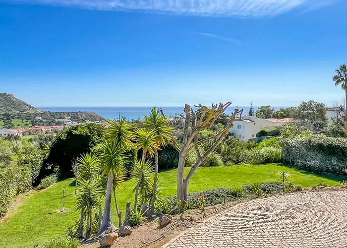 Casa Palmeiras, Luxury Luz