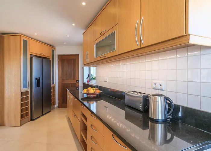 Casa Palmeiras, Luxury * Luz